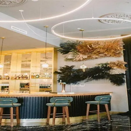 卡萨阿利坎特阿尔韦罗拉希尔顿格芮精选酒店 阿利坎特